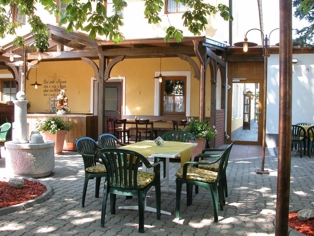 Gasthof Muhr Wirt Z'Bierbaum Hotel Gampern Exterior foto